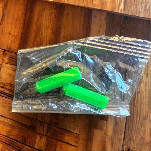 WayedSO ‘Always Together’ Metal Wall Art - Romantic Silhouette Decor - Picture 5 of 7